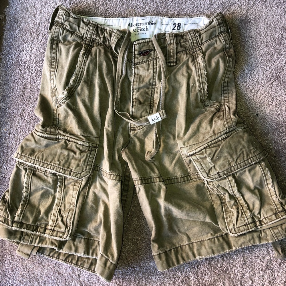 Abercrombie & Fitch cargo shorts